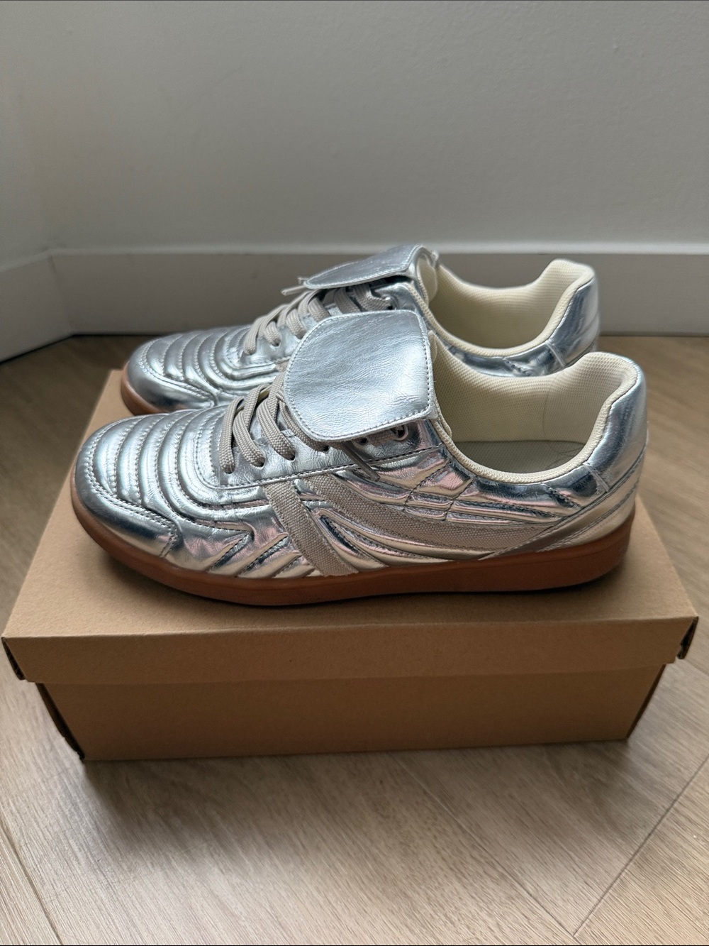Steve Madden Madrid Sneaker in Silver